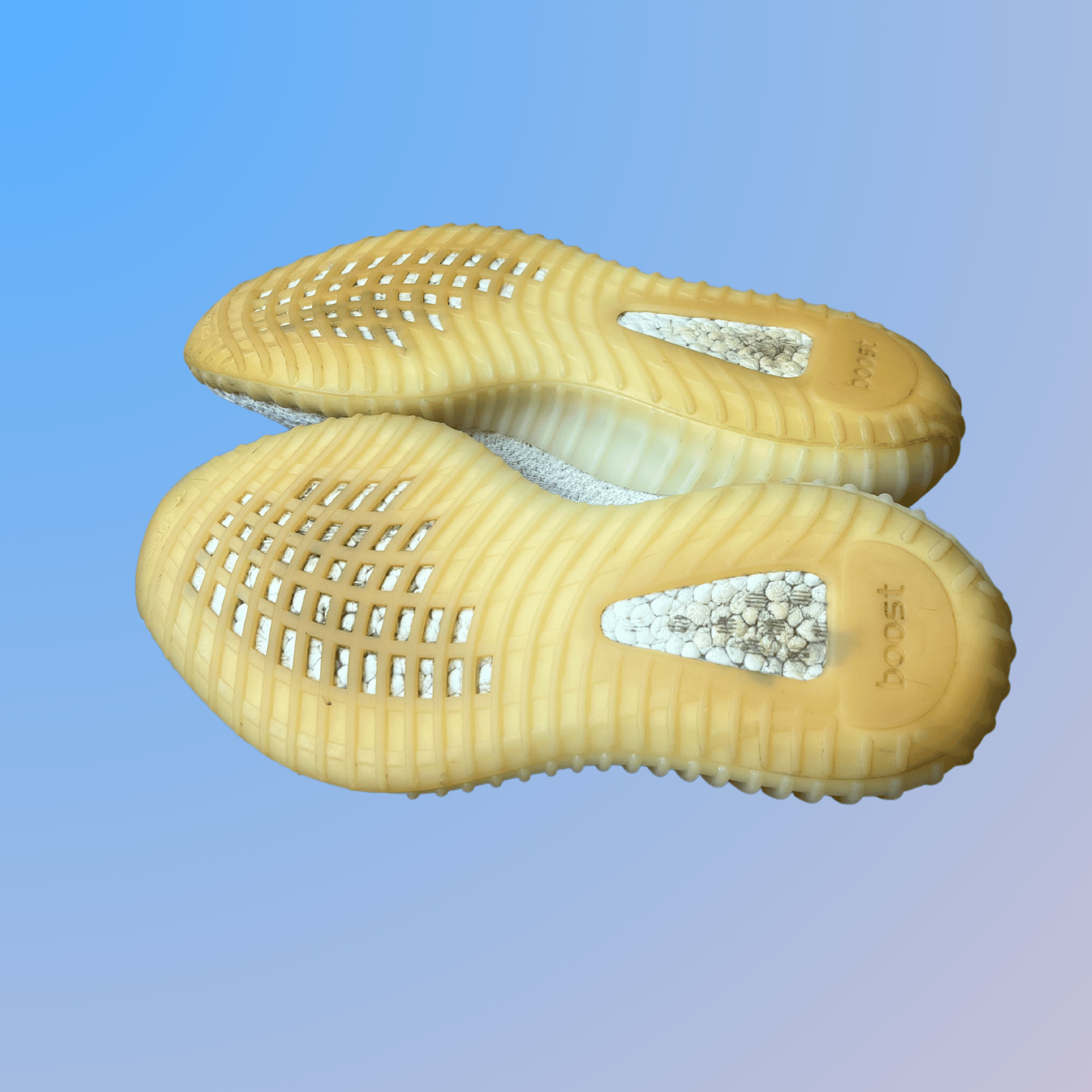 Yeezy 350 Cream White (used)