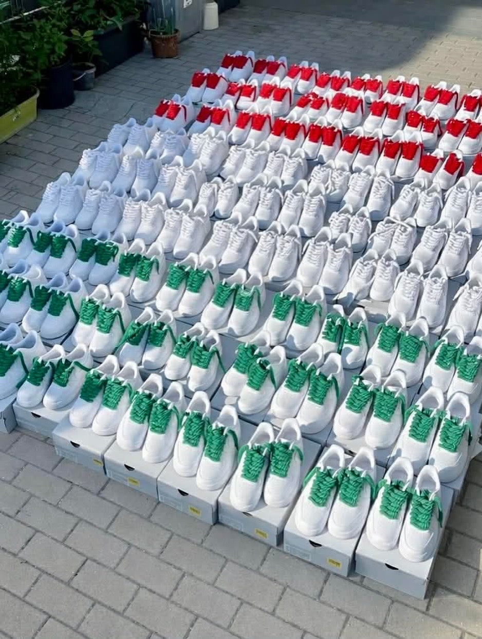 100 pár Air Force 1 a magyar zászló színeiben – az eddigi legnagyobb projektem
