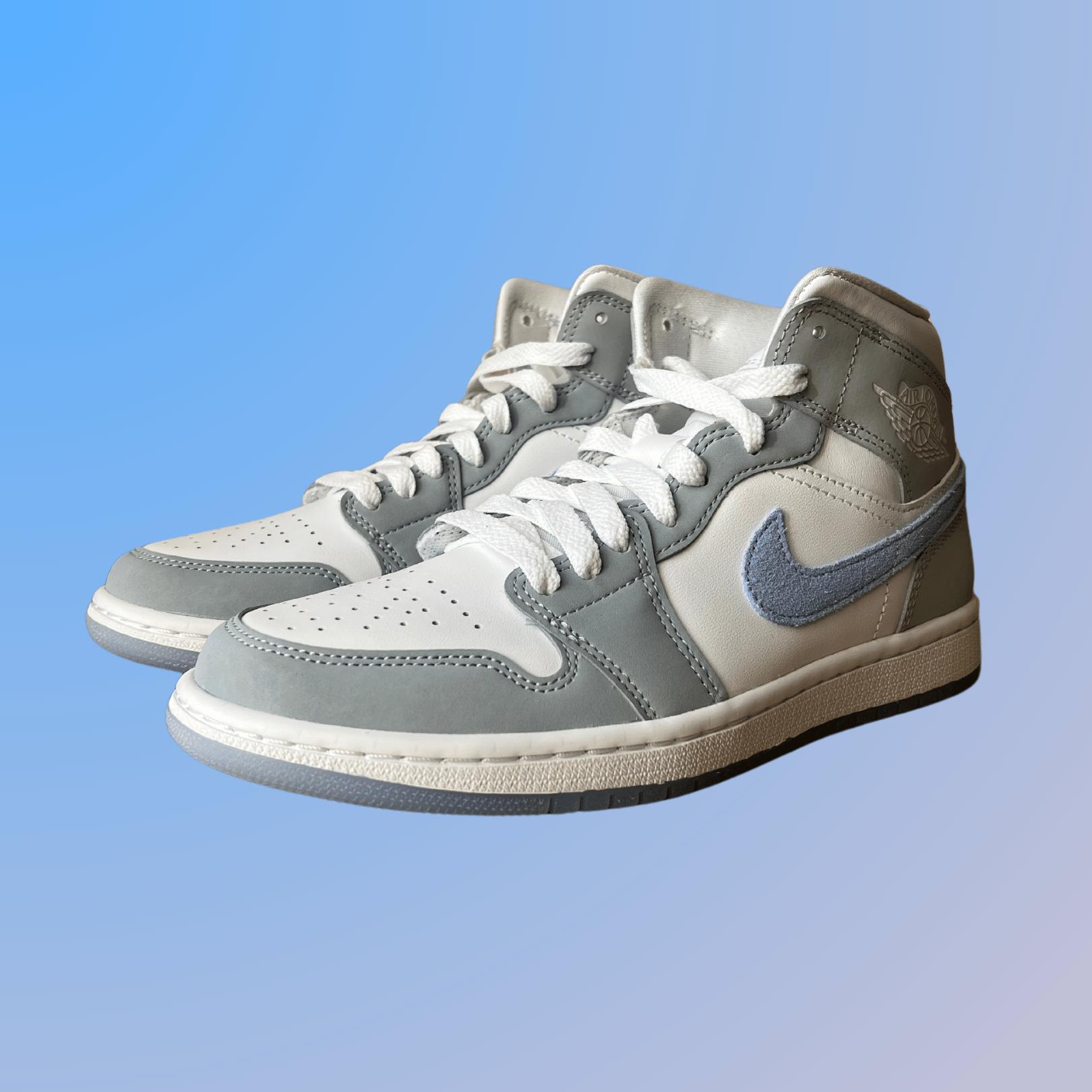 Jordan 1 Mid Wolf Gray Aluminum