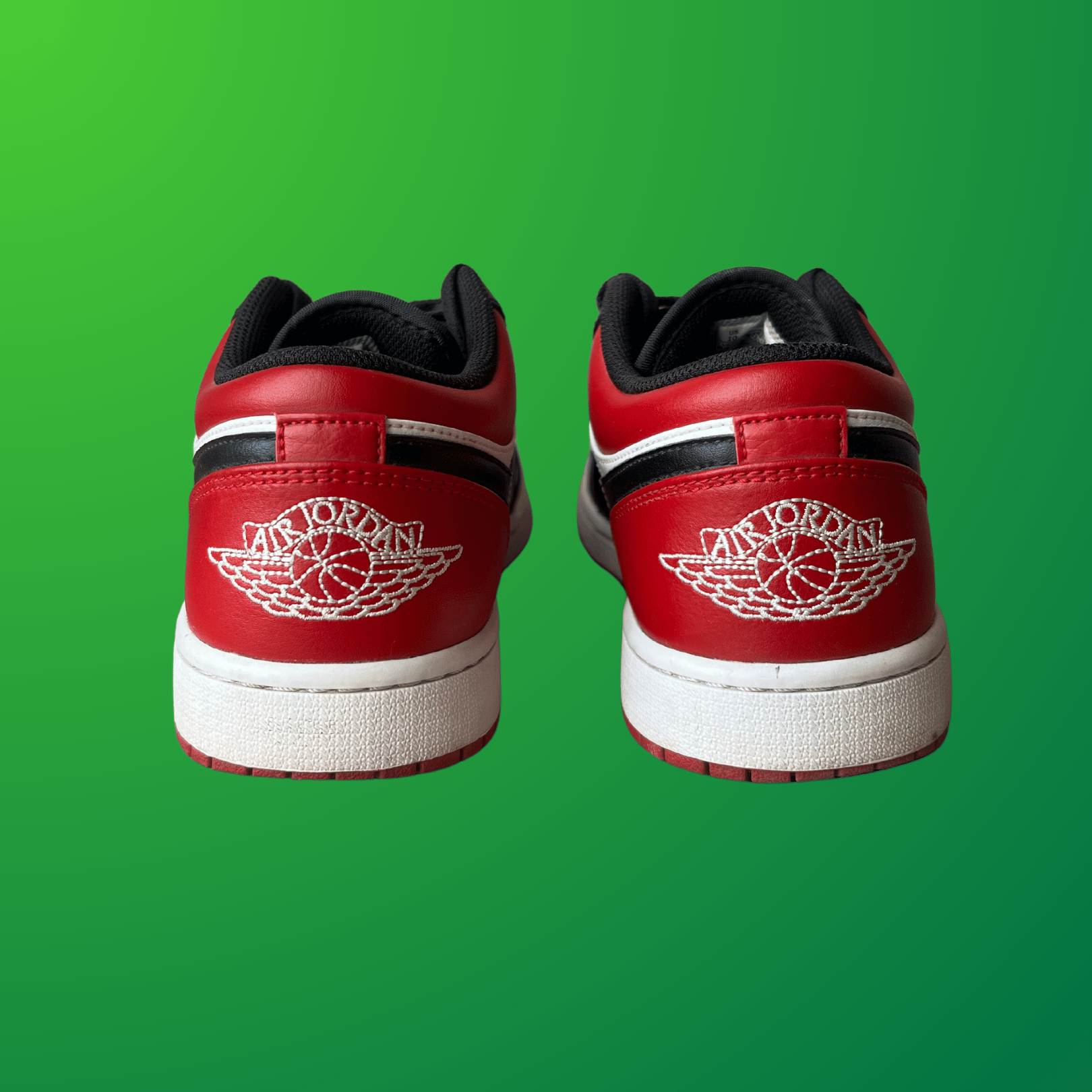 Jordan 1 Low Bred Toe (used)