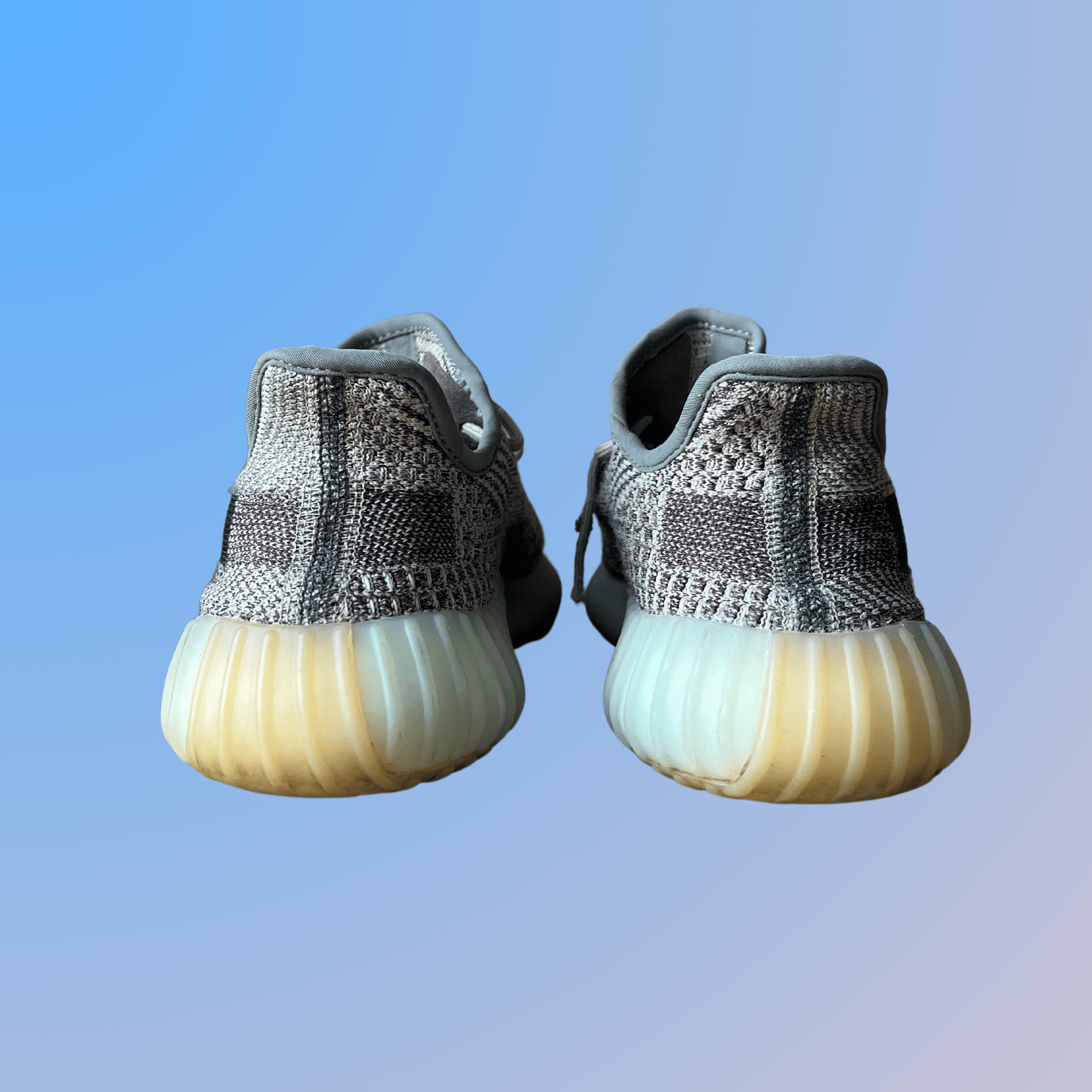 Yeezy 350 Zyon (used)