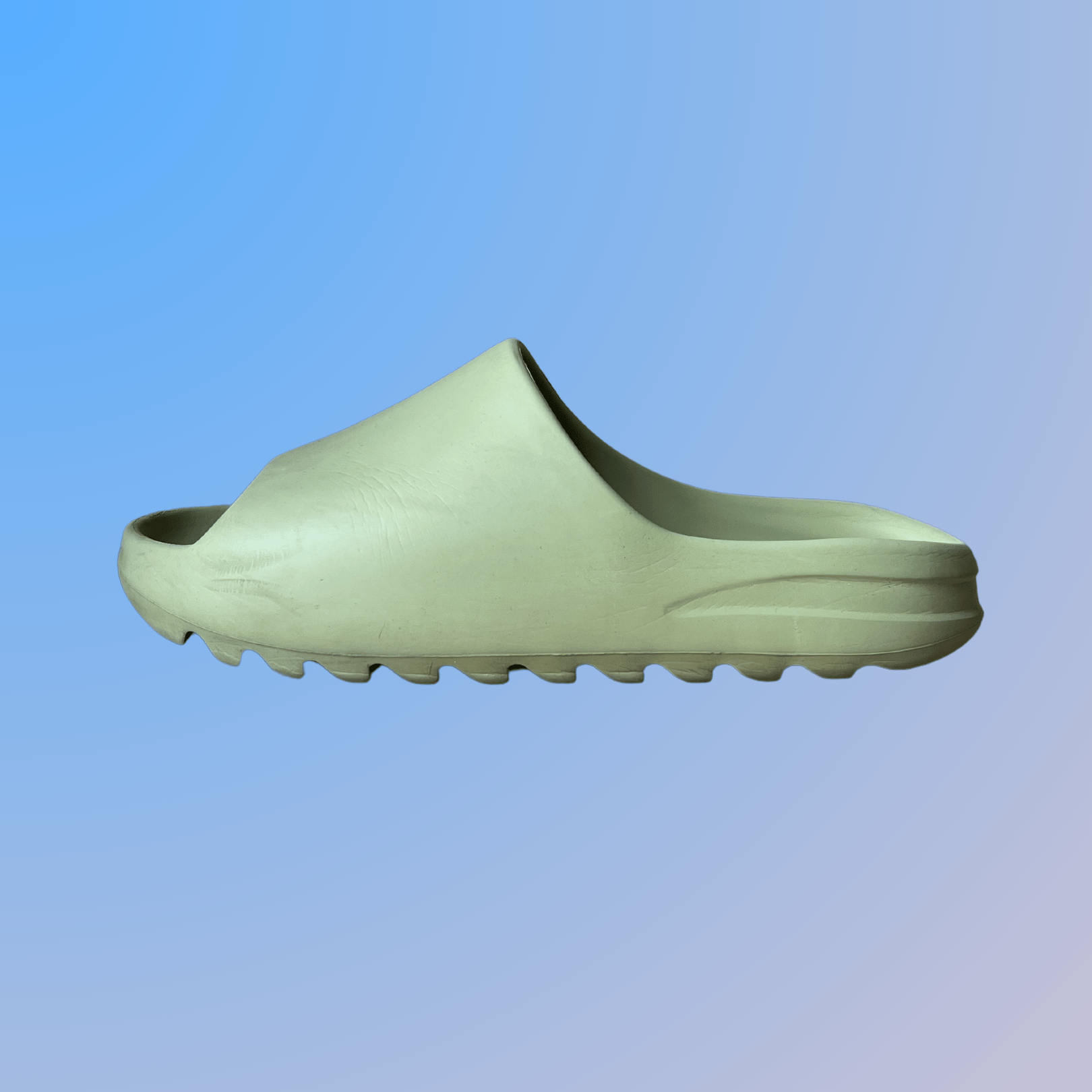 Yeezy Slide Resin (used)