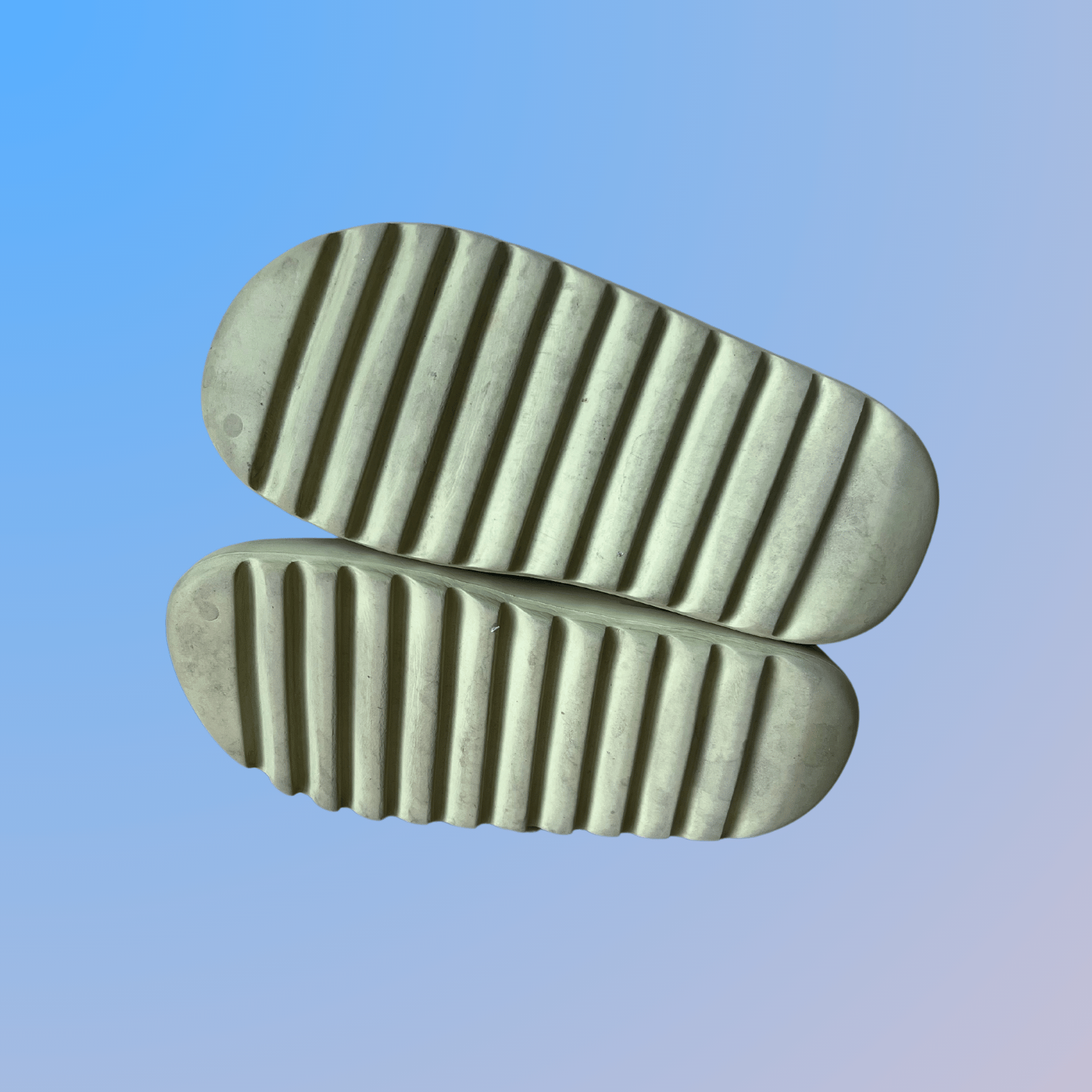 Yeezy Slide Resin (used)