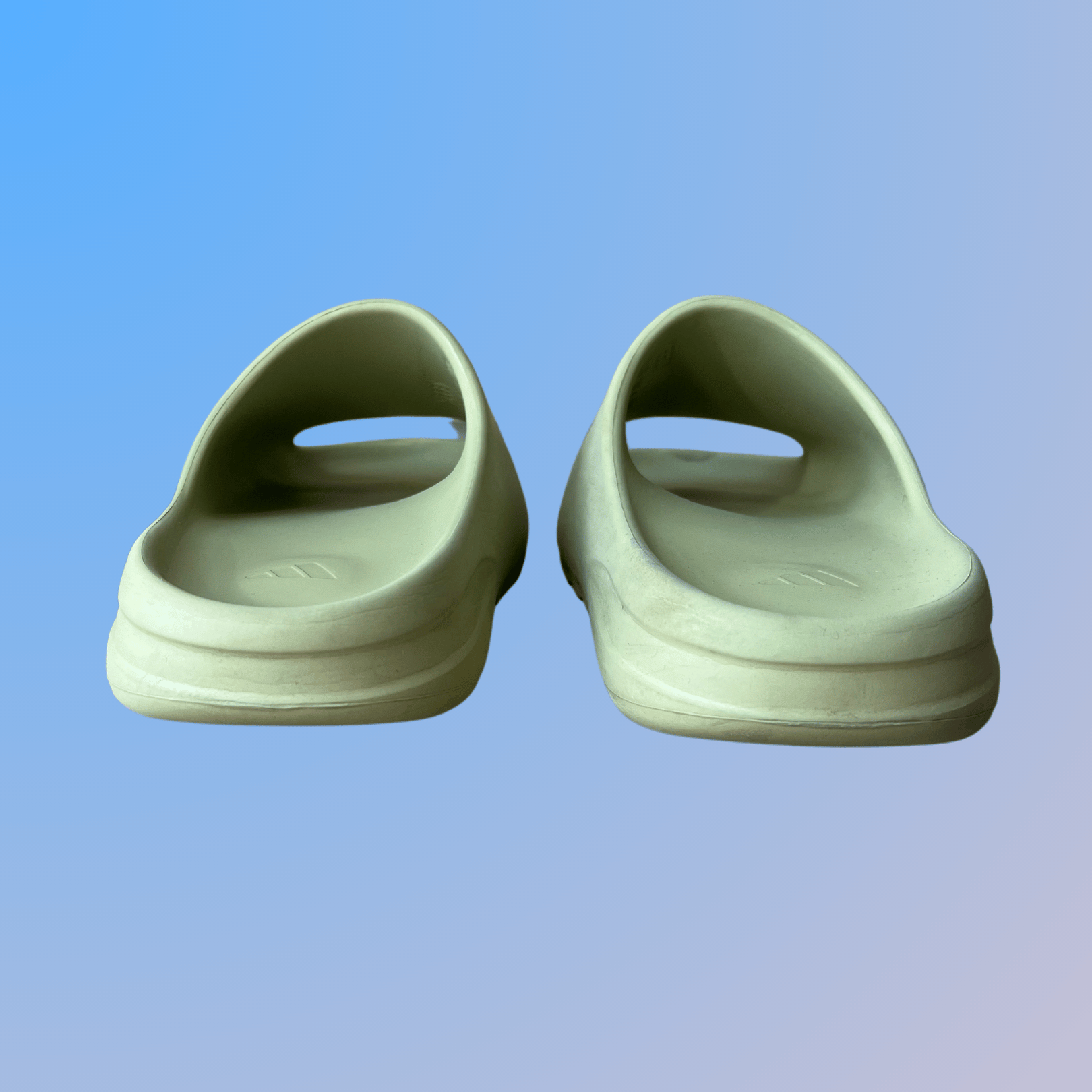 Yeezy Slide Resin (used)