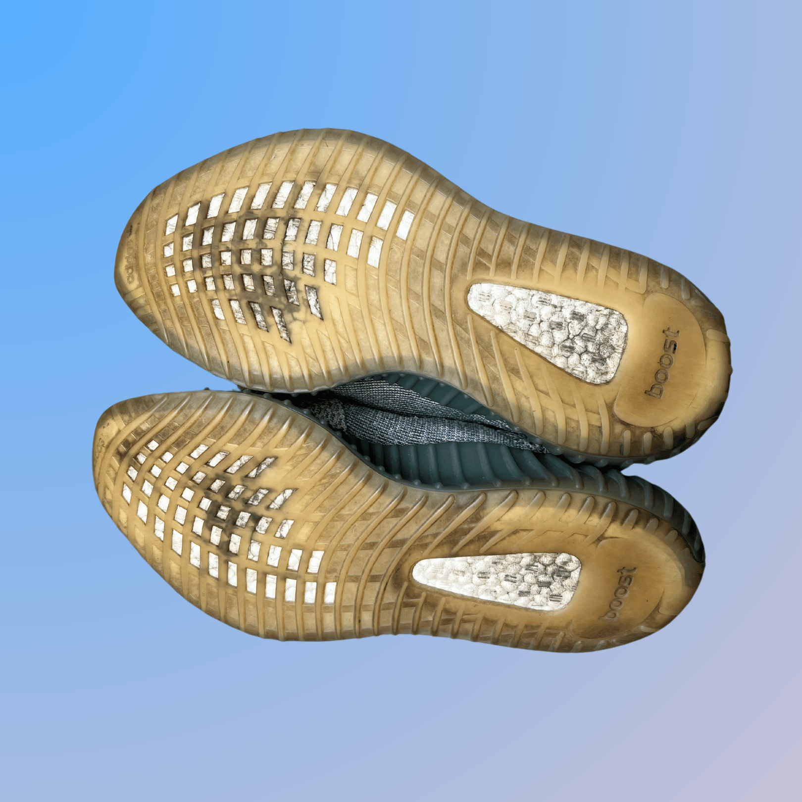 Yeezy 350 Israfil (used)