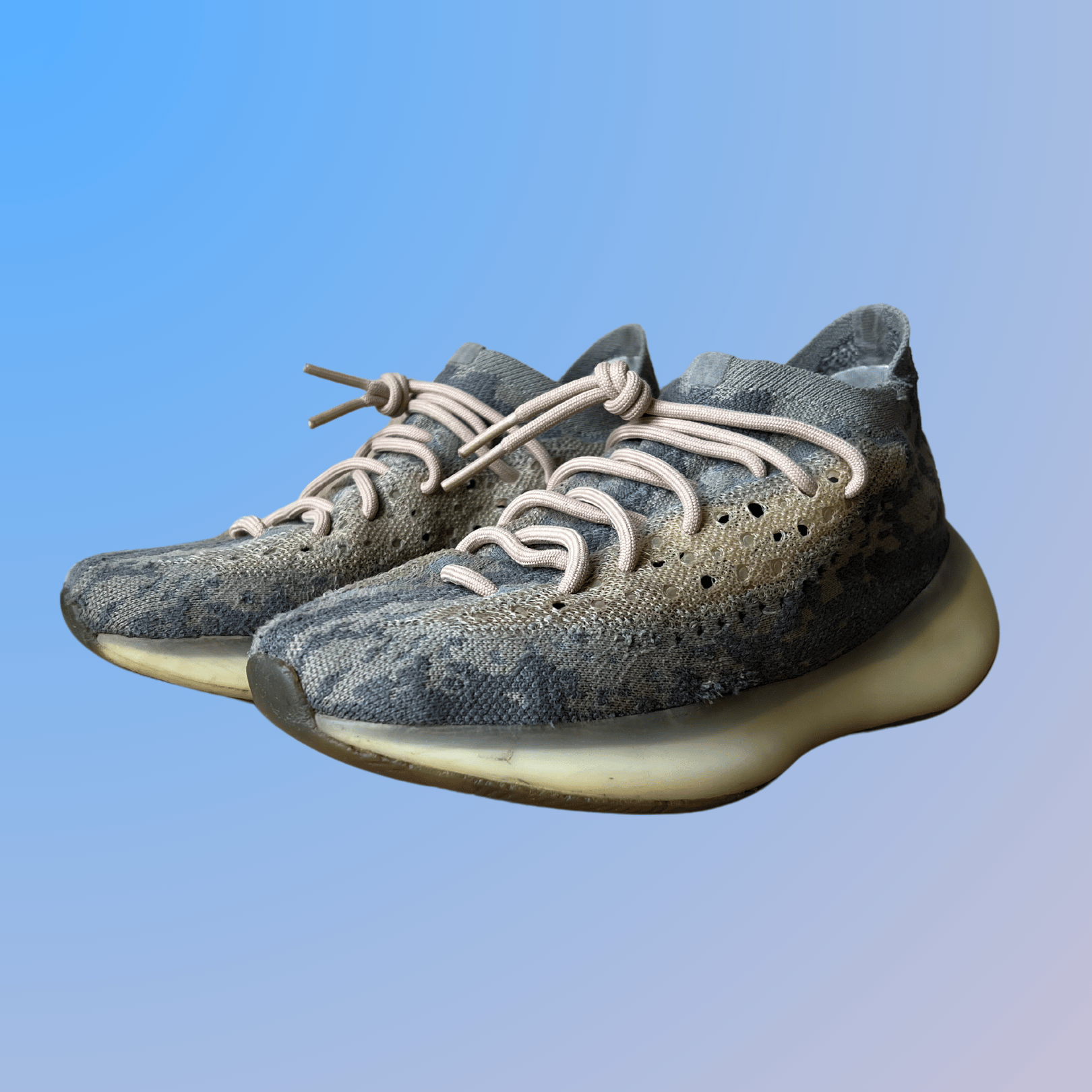 Yeezy 380 Mist (used)