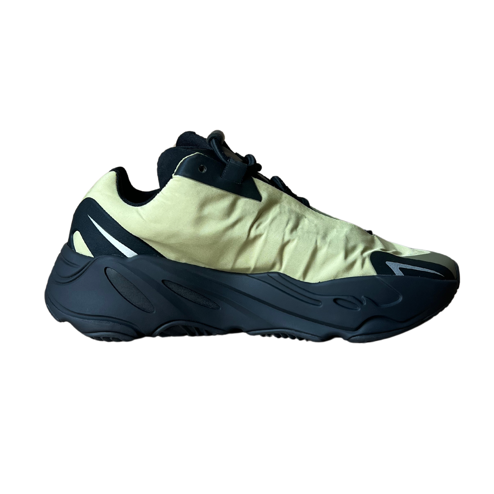 Yeezy 700 MNVN Resin