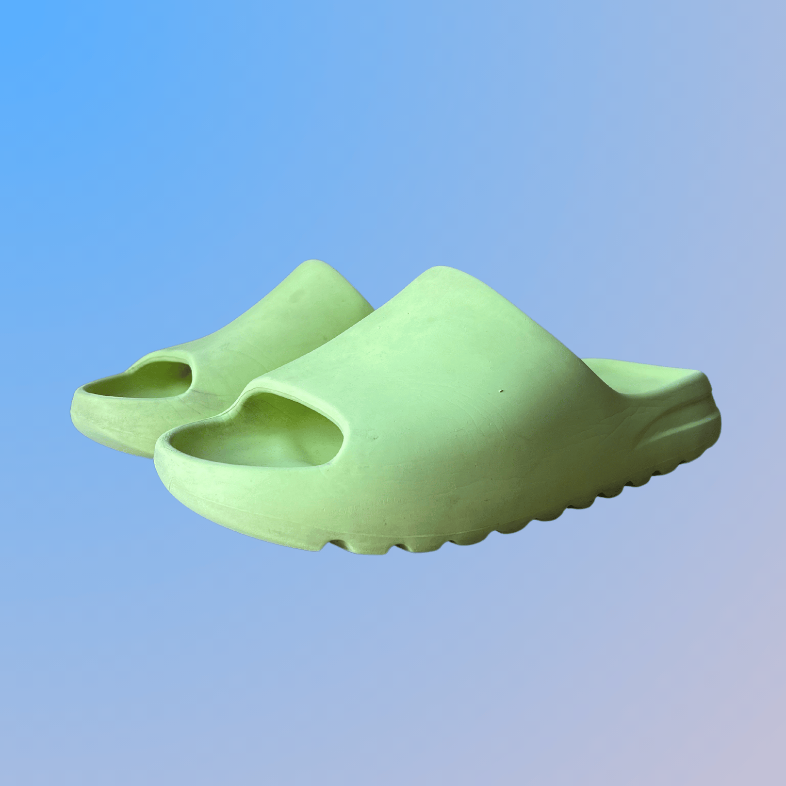 Yeezy Slide Glow Green (used)