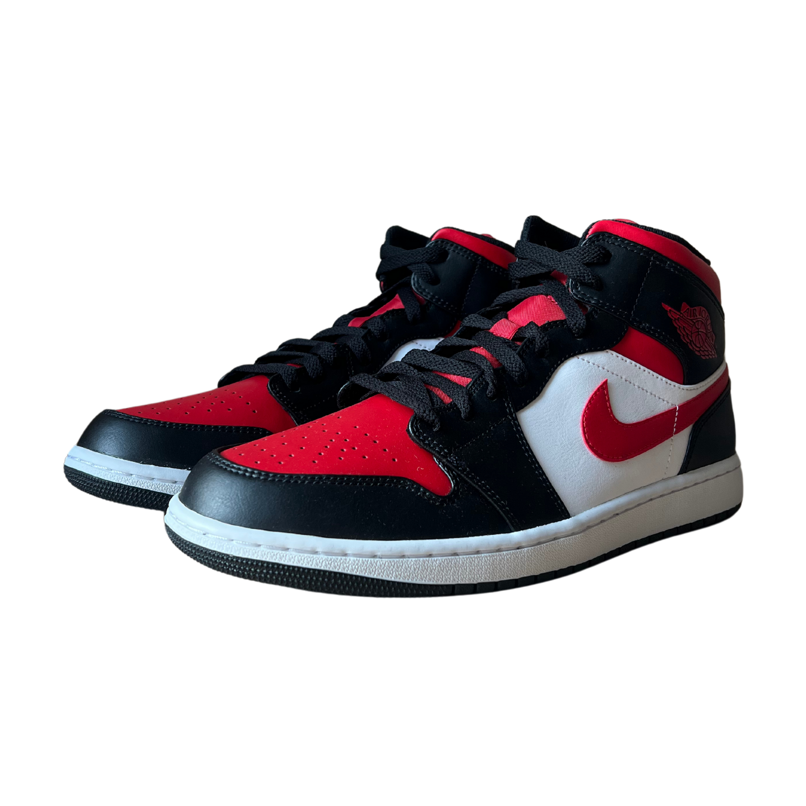 Jordan 1 Mid Black Red