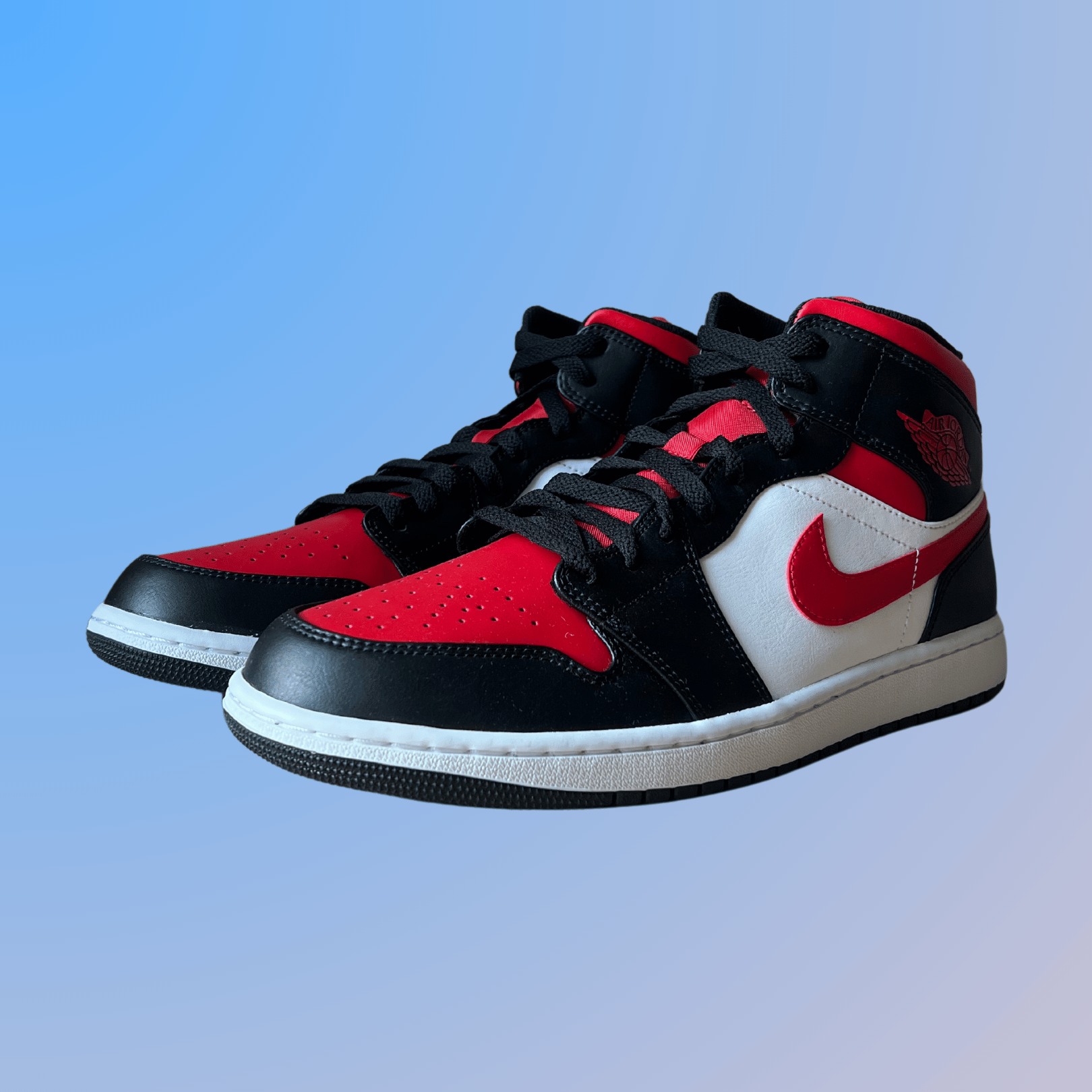 Jordan 1 Mid Black Red (new)