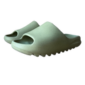Yeezy Slide Resin (használt)