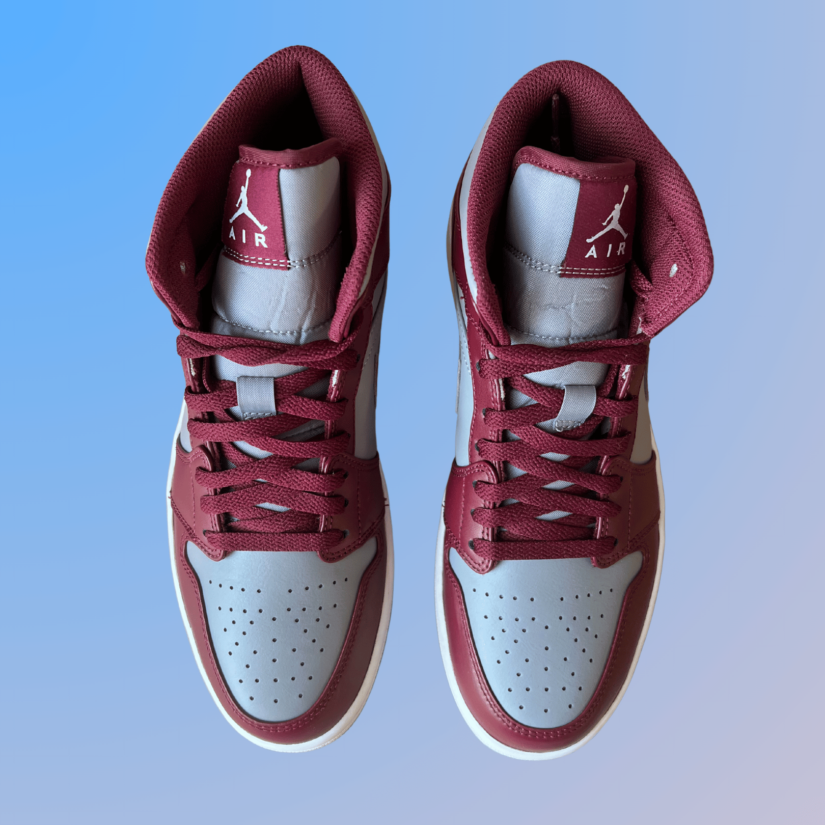 Jordan 1 Mid Cherrywood (new)