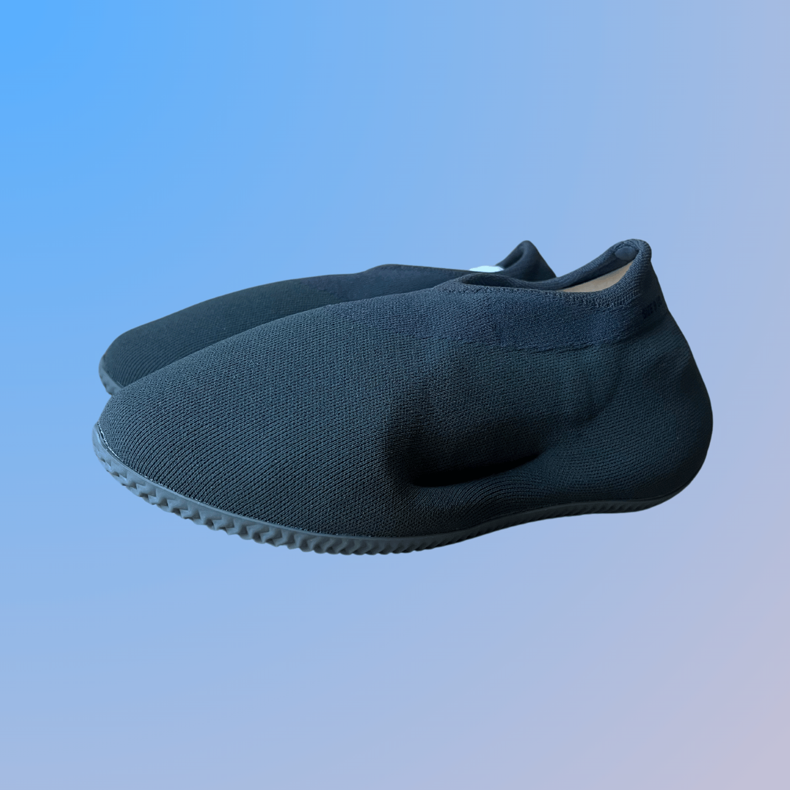 Yeezy Knit Runner Stone Onyx (new)