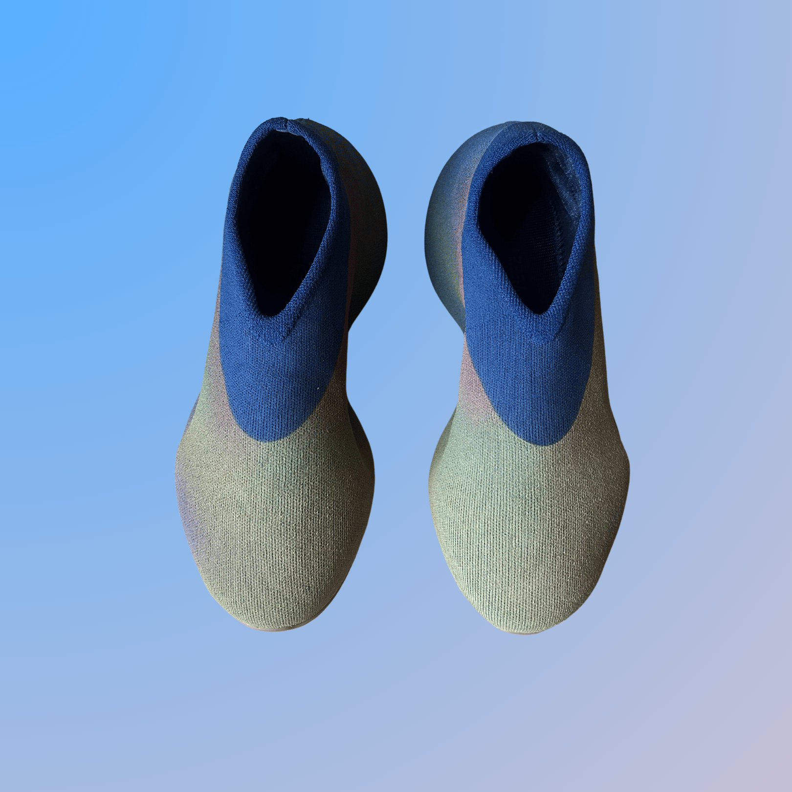 Yeezy Knit Runner Fade Indigo (new)