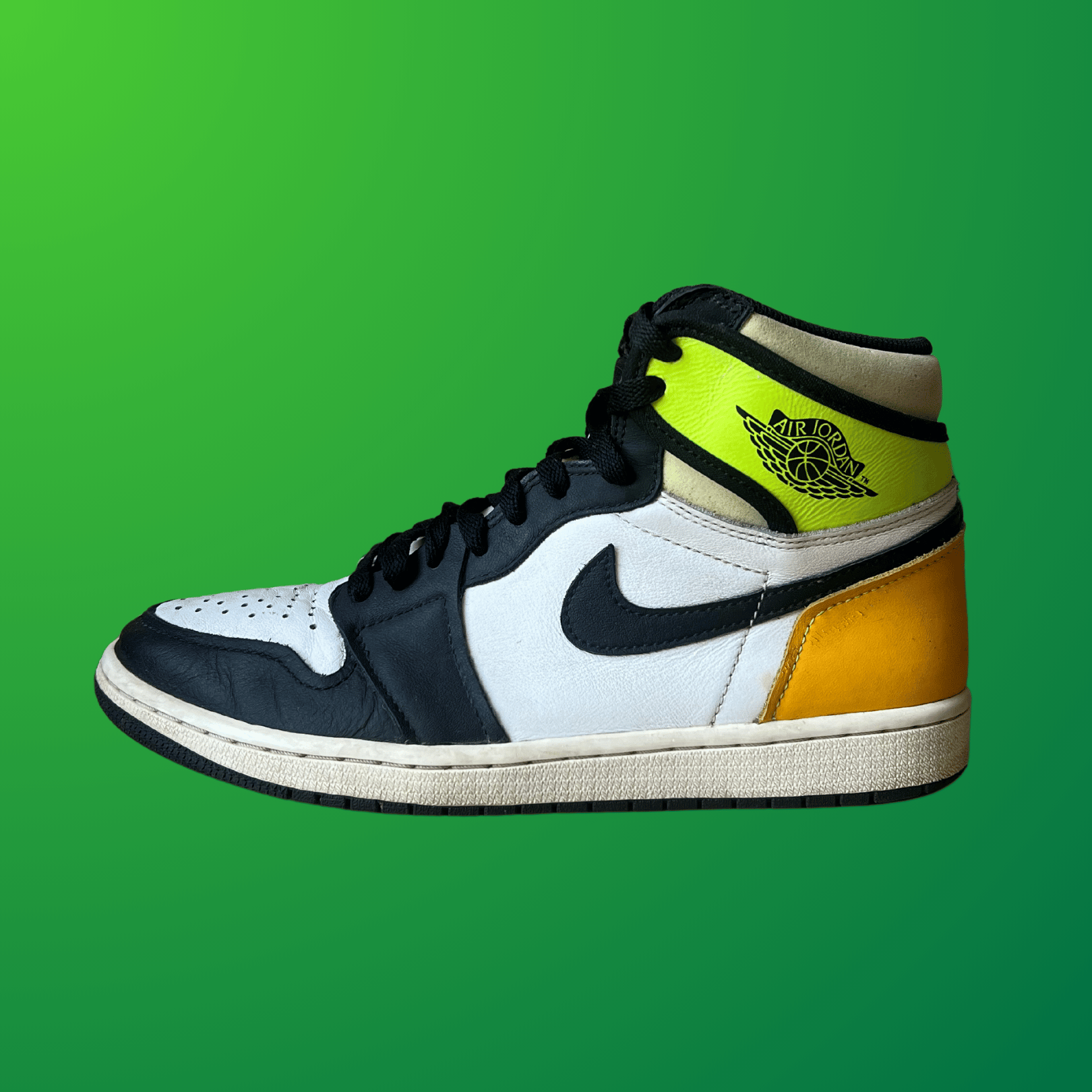 Jordan 1 High Volt (used)