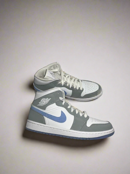 Jordan 1 Mid Wolf Grey Aluminum