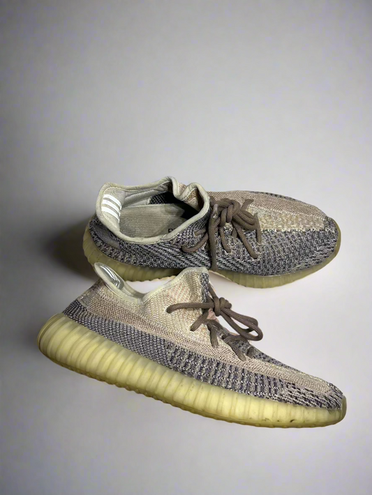 Yeezy 350 Ash Pearl (használt)