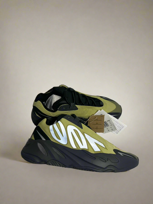 Yeezy 700 MNVN Resin