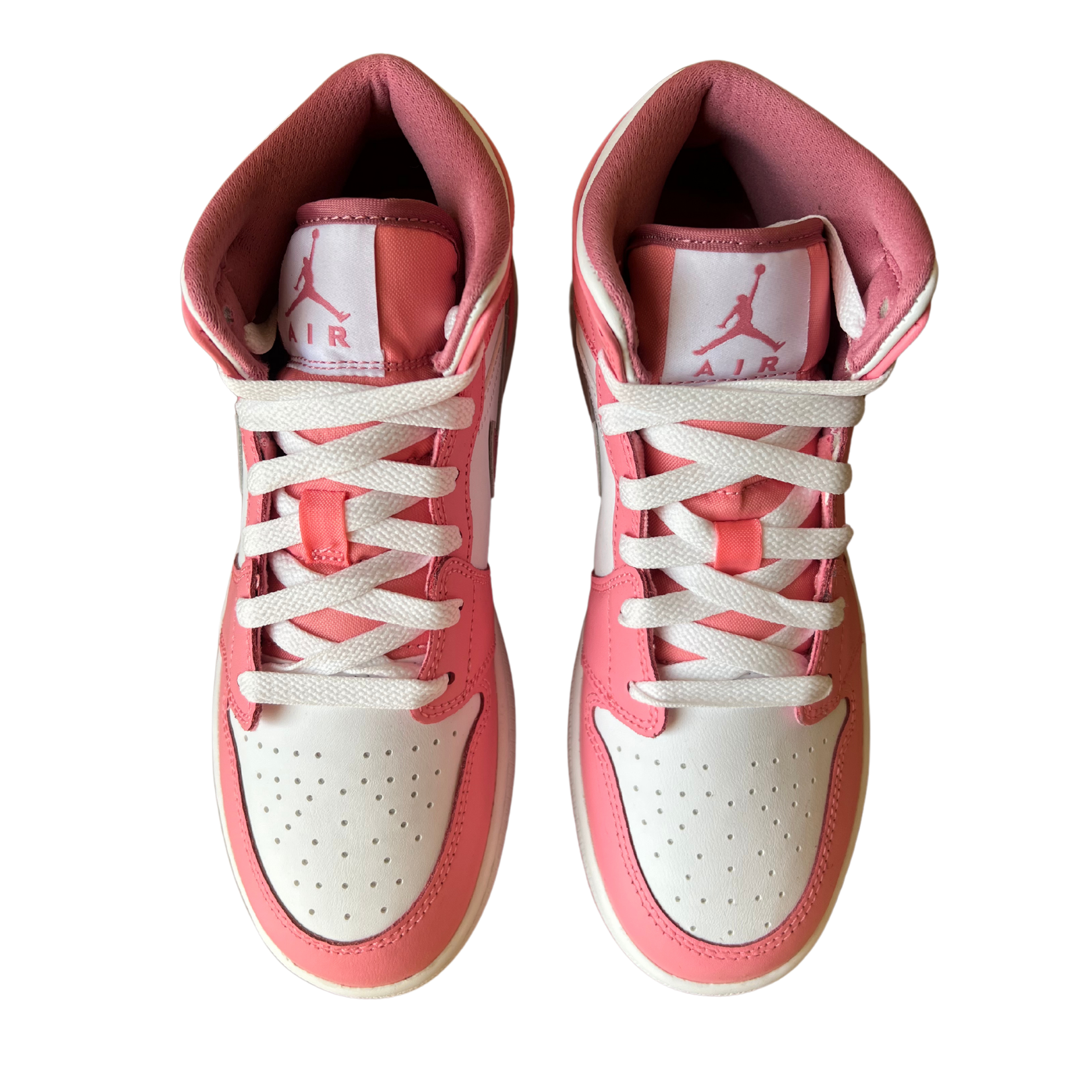 Jordan 1 Mid Valentine's Day felülnézet