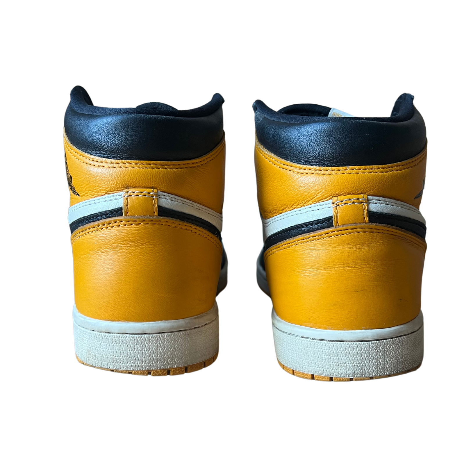 Jordan 1 High Taxi Hátulnézet