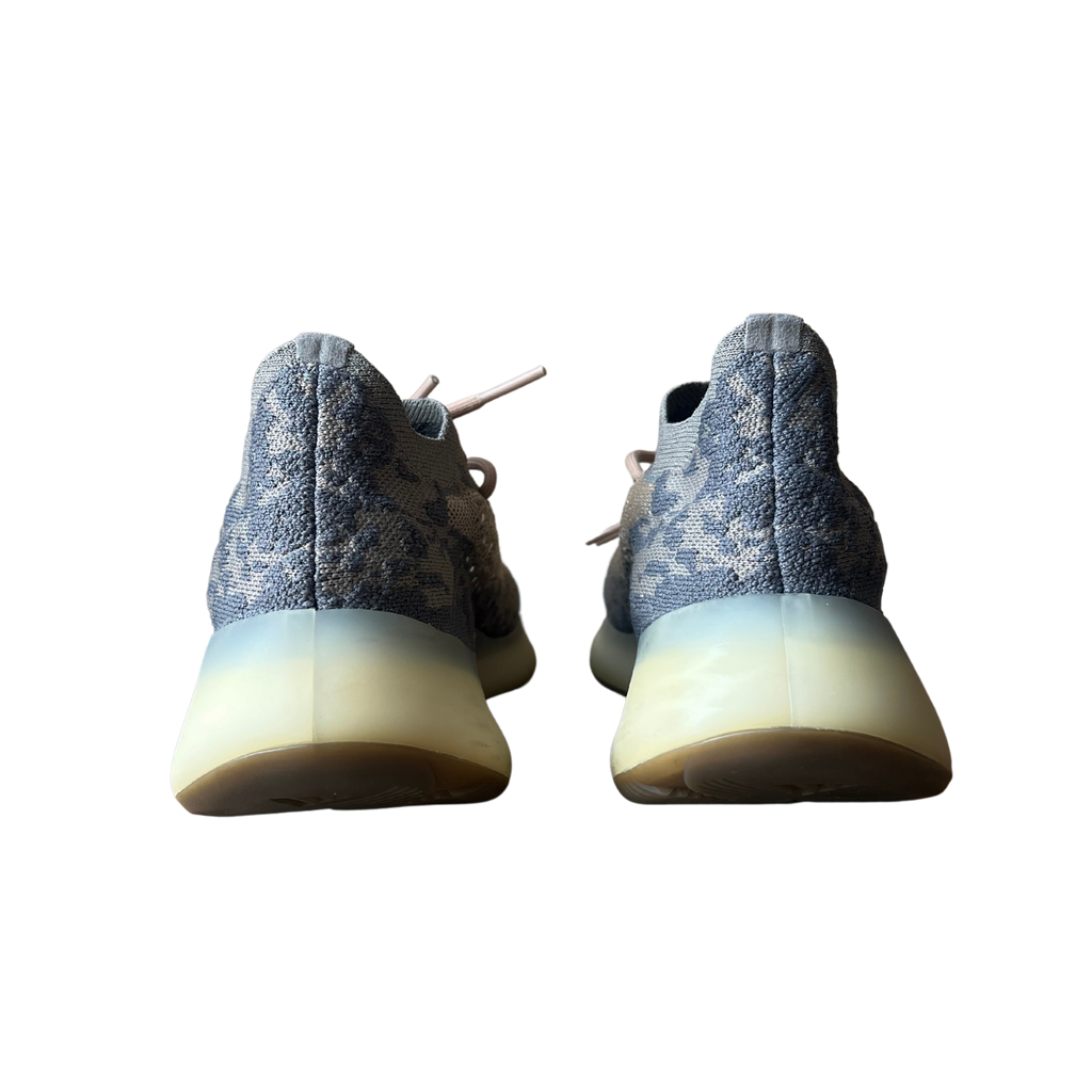 Yeezy 380 Mist Hátulnézet