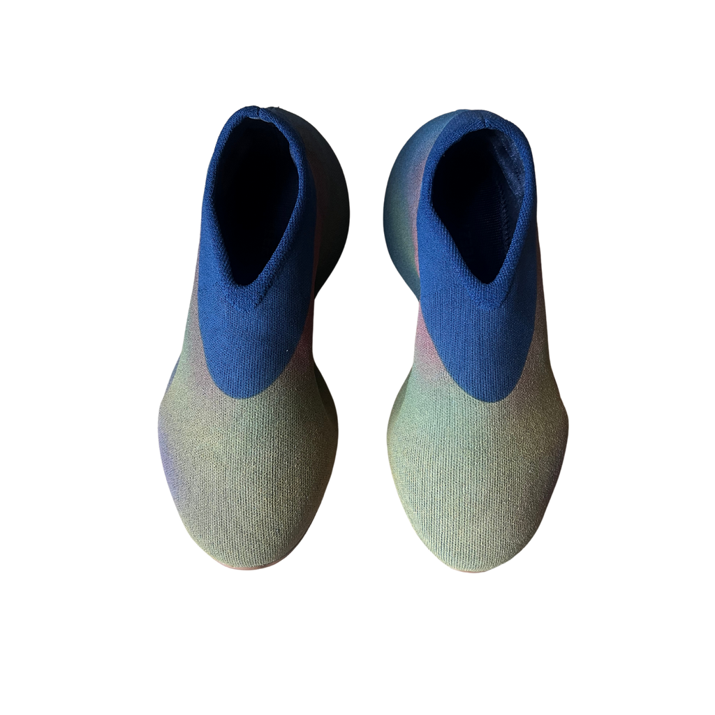 Yeezy Knit Runner Fade Indigo Felülnézet