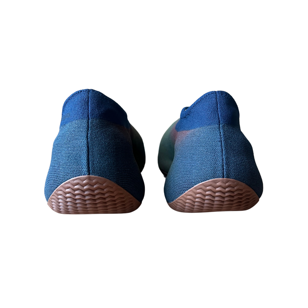 Yeezy Knit Runner Fade Indigo Hátulnézet